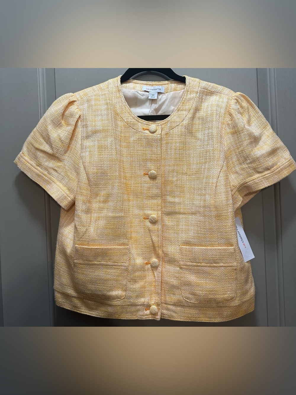 Liz Claiborne Size 12P Peach Lined Short Sleeved Blazer NWT
